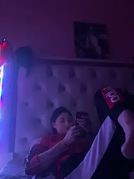 Flossy Vettie online show from 11-28-25, 03:31