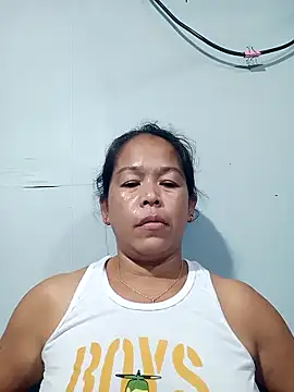 Snapshot of yummytitsxxx168 chatting on 02-13-26, 04:14 yummytitsxxx168 online show from 02-13-26, 04:14