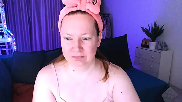 GoddessLara online show from 01-18-25, 01:19