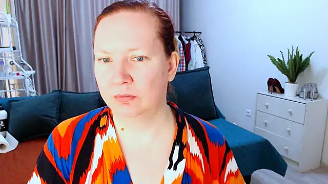 GoddessLara online show from 10-17-25, 03:31