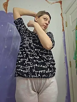 ScarletCallings420 online show from 02-28-25, 03:04