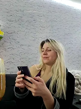 ScarletCallings420 online show from 01-06-26, 10:23