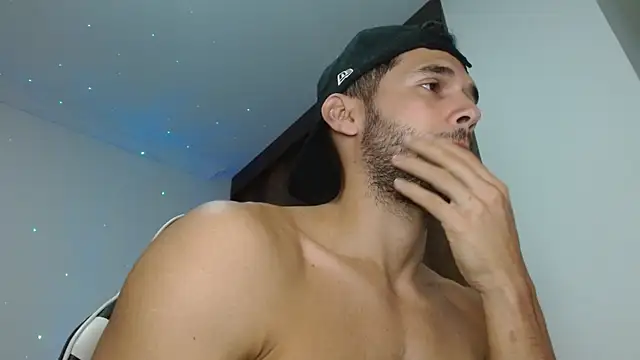 Snapshot of Noah_jhonsonn chatting on 01-22-25, 11:01 Noah jhonsonn online show from 01-22-25, 11:01