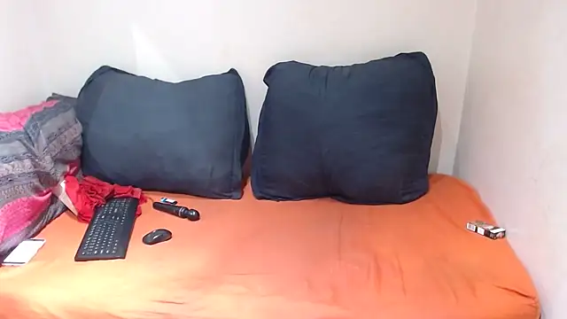 xGIANTEBONY30x online show from 11-21-25, 05:39