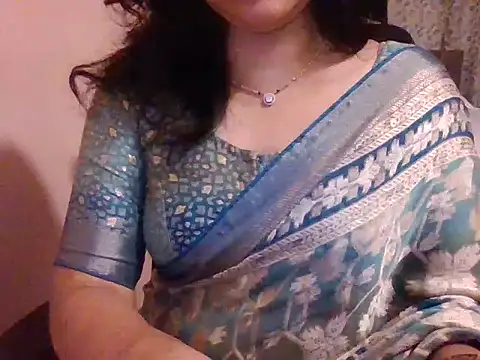 Snapshot of Pinky_4 chatting on 11-01-25, 01:46 Pinky 4 online show from 11-01-25, 01:46