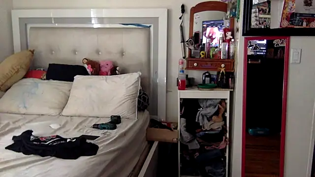 BIG-CkD F online show from 03-18-25, 04:48