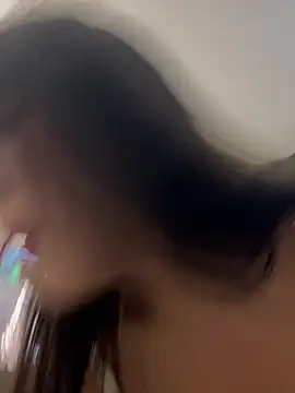 Snapshot of MiaJones21 chatting on 06-25-26, 10:36 MiaJones21 online show from 06-25-26, 10:36