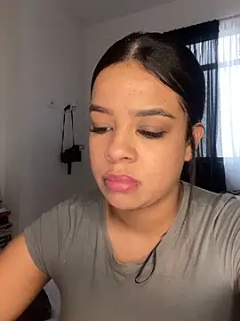 trianawhite online show from 01-10-25, 03:48