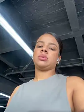 trianawhite online show from 02-21-25, 07:10