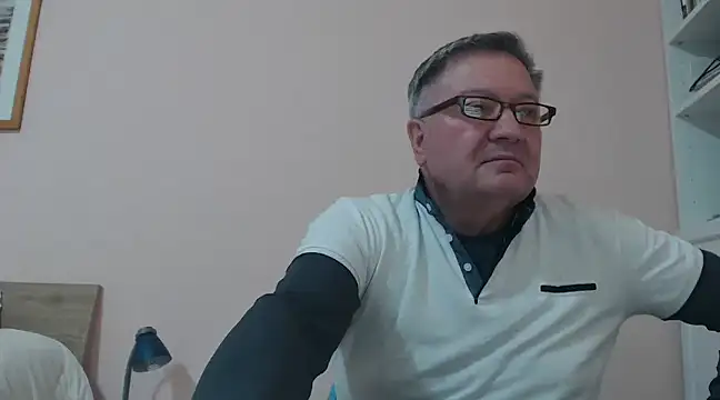 YOU6me online show from 12-26-24, 03:10