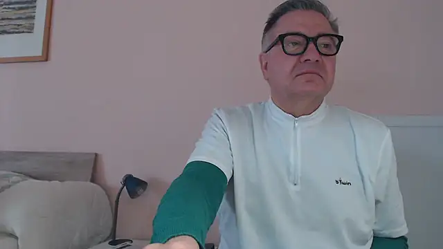 YOU6me online show from 12-05-25, 08:12