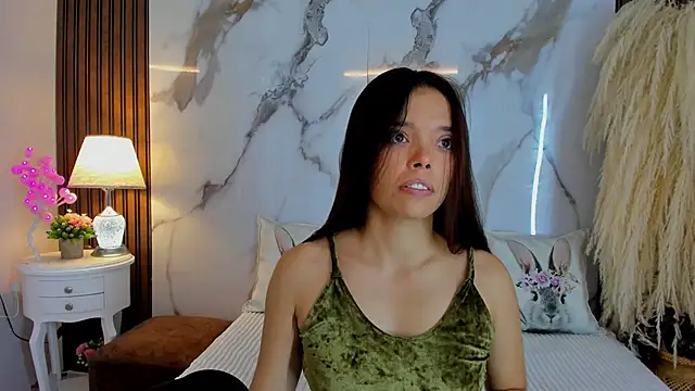 hannahill69 online show from 02-21-25, 04:40