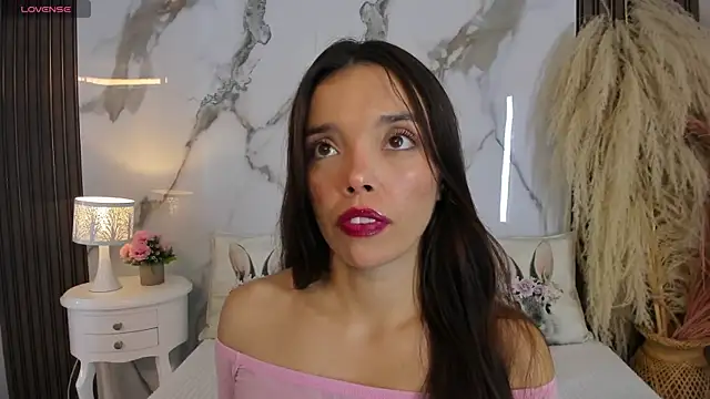 hannahill69 online show from 04-02-26, 04:54