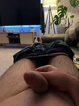 Snapshot of look5454 chatting on 03-09-25, 10:19 look5454 online show from 03-09-25, 10:19