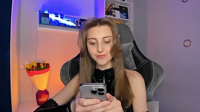 CassiaBlade1 online show from 03-10-25, 06:45