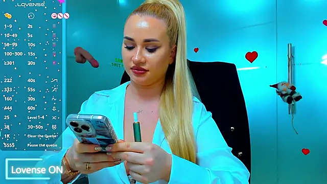 sassy madeline online show from 12-08-24, 10:41