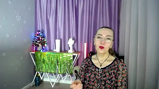 queen a n i online show from 01-13-25, 09:41