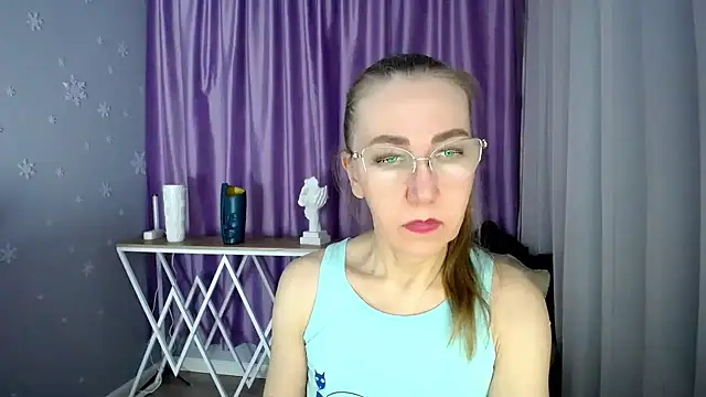 queen a n i online show from 02-26-25, 12:25