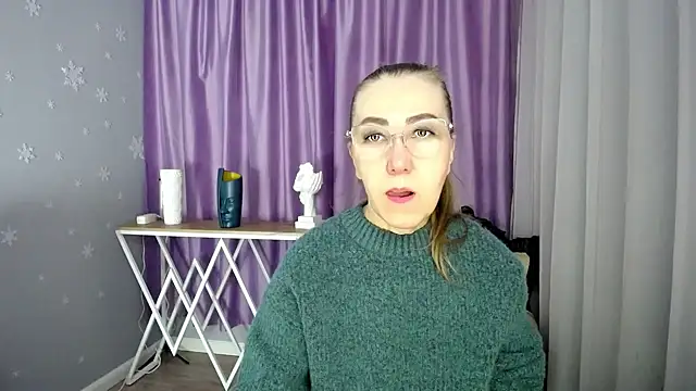 queen a n i online show from 03-19-25, 08:34