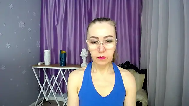 queen a n i online show from 03-19-25, 12:12