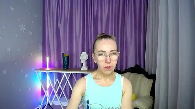 queen a n i online show from 09-13-25, 10:37