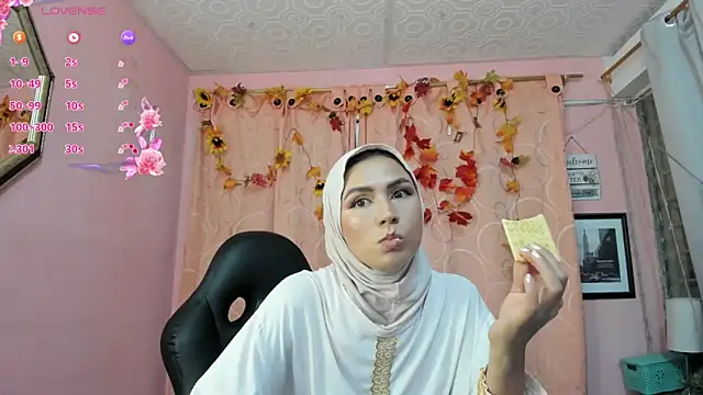 DarshaKhemu online show from 12-19-25, 09:22