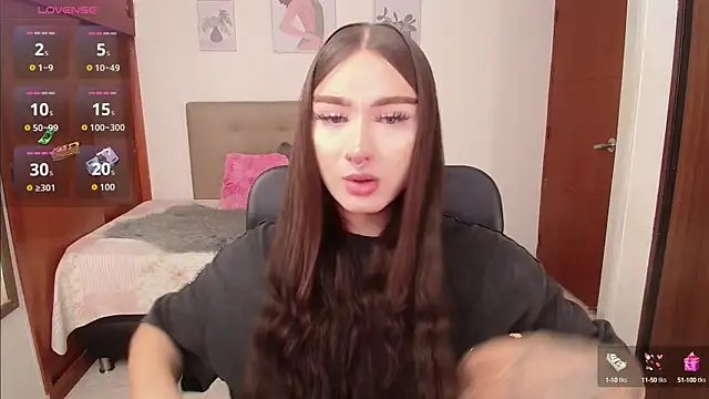 Miley Baker online show from 10-01-25, 03:18