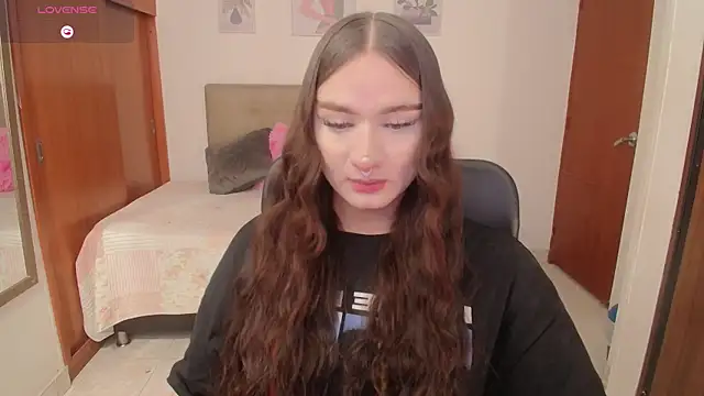 Miley Baker online show from 11-19-25, 01:55