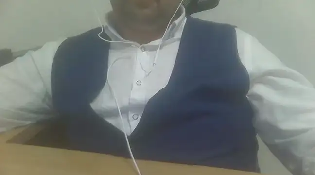 Snapshot of baygizemliadam chatting on 01-02-25, 08:46 baygizemliadam online show from 01-02-25, 08:46