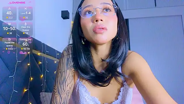 Mia Tin online show from 01-07-26, 12:07