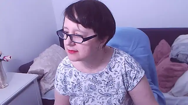 ChristaRose online show from 02-02-25, 05:42