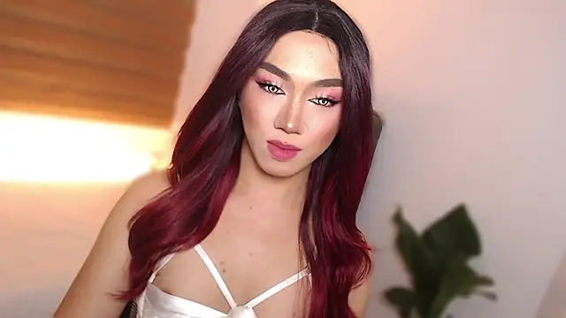 Snapshot of Local_Hoelyx chatting on 09-09-25, 01:43 Local Hoelyx online show from 09-09-25, 01:43