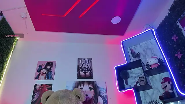  liathompsom09 online show from 02-22-26, 10:03