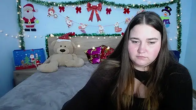 Snapshot of XX_Daniella_XX chatting on 12-25-24, 04:22 XX Daniella XX online show from 12-25-24, 04:22