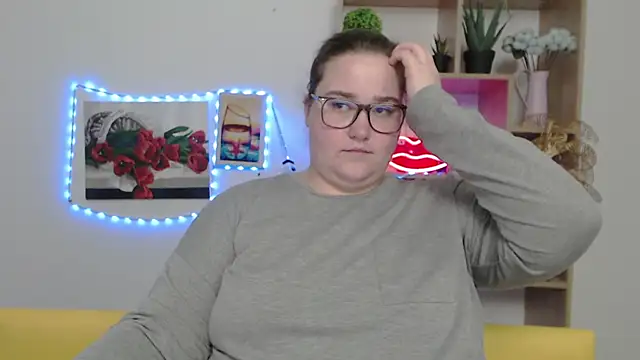 Snapshot of XX_Daniella_XX chatting on 01-15-25, 10:02 XX Daniella XX online show from 01-15-25, 10:02