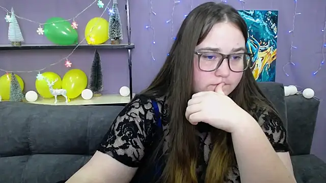 Snapshot of XX_Daniella_XX chatting on 01-18-25, 05:20 XX Daniella XX online show from 01-18-25, 05:20