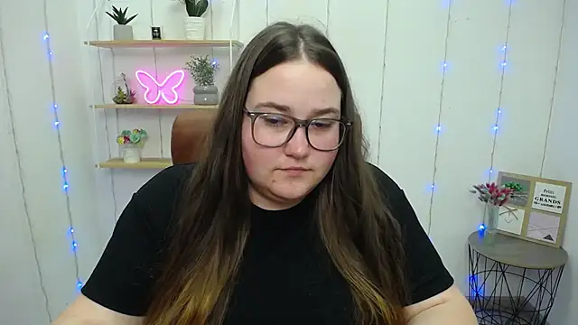 Snapshot of XX_Daniella_XX chatting on 01-23-25, 01:19 XX Daniella XX online show from 01-23-25, 01:19