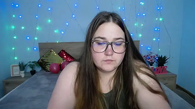 Snapshot of XX_Daniella_XX chatting on 01-25-25, 04:13 XX Daniella XX online show from 01-25-25, 04:13