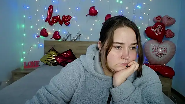 Snapshot of XX_Daniella_XX chatting on 02-03-25, 07:00 XX Daniella XX online show from 02-03-25, 07:00