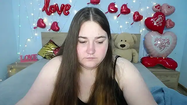 Snapshot of XX_Daniella_XX chatting on 02-05-25, 01:15 XX Daniella XX online show from 02-05-25, 01:15