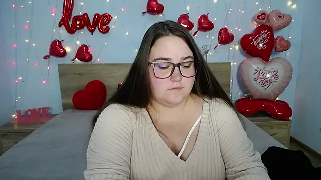 Snapshot of XX_Daniella_XX chatting on 02-15-25, 10:10 XX Daniella XX online show from 02-15-25, 10:10