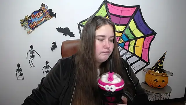 Snapshot of XX_Daniella_XX chatting on 10-29-25, 07:21 XX Daniella XX online show from 10-29-25, 07:21