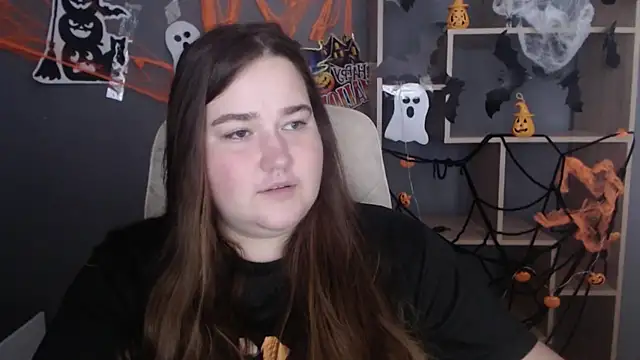 Snapshot of XX_Daniella_XX chatting on 10-31-25, 07:20 XX Daniella XX online show from 10-31-25, 07:20