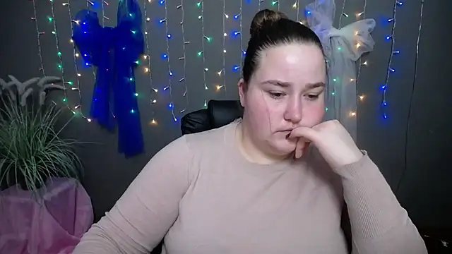 Snapshot of XX_Daniella_XX chatting on 12-04-25, 07:28 XX Daniella XX online show from 12-04-25, 07:28