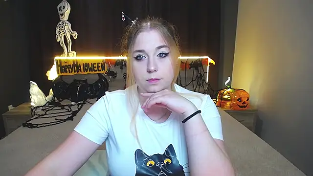 JessikaDaniel online show from 10-29-25, 07:21