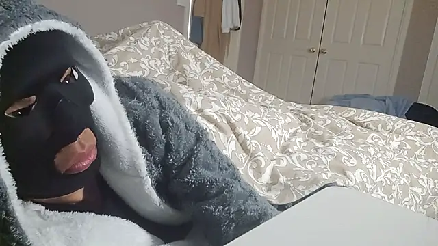 Snapshot of AmateurGuy23 chatting on 09-10-25, 07:14 AmateurGuy23 online show from 09-10-25, 07:14