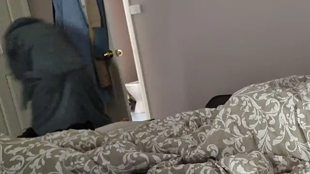 Snapshot of AmateurGuy23 chatting on 09-23-25, 06:55 AmateurGuy23 online show from 09-23-25, 06:55