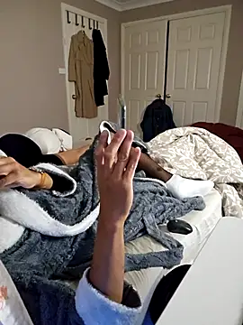 Snapshot of AmateurGuy23 chatting on 10-05-25, 06:39 AmateurGuy23 online show from 10-05-25, 06:39