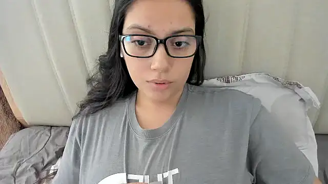 roniewester online show from 11-23-25, 03:23