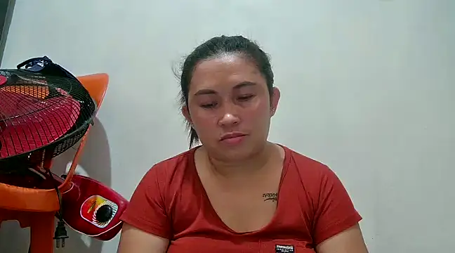 Snapshot of LalaiAsian chatting on 12-21-24, 07:38 LalaiAsian online show from 12-21-24, 07:38